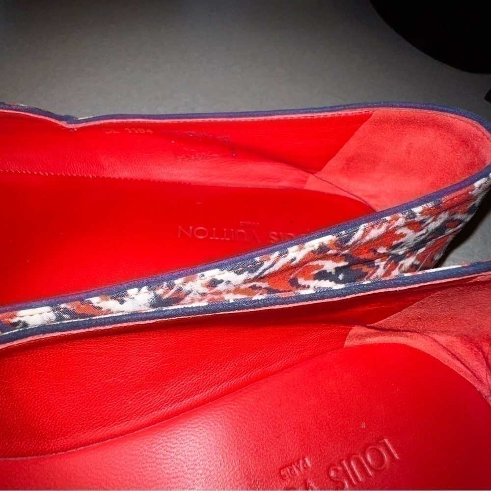 Louis Vuitton blue and red espadrille sandals. - Picture 5 of 12